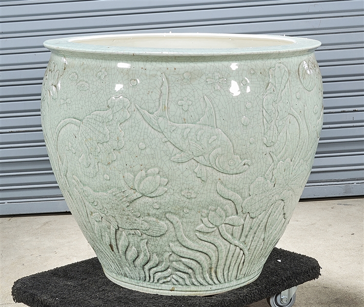 Large Chinese crackle glazed porcelain