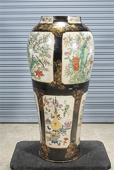 Tall Chinese enameled porcelain