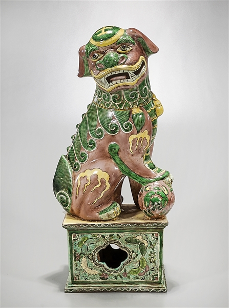 Chinese glazed porcelain fio lion  2aee57