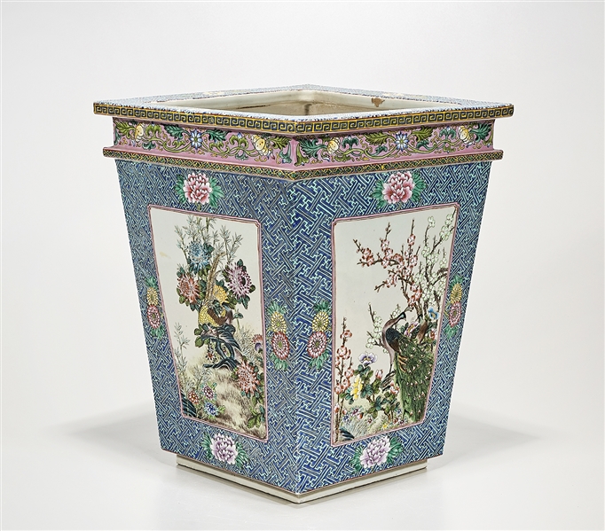 Chinese enameled porcelain planter  2aef86