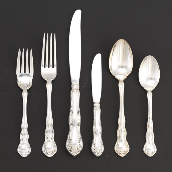 WALLACE STERLING FLATWARE SERVICE 2aefa0