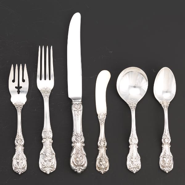 REED BARTON FLATWARE SERVICE 2aefb5