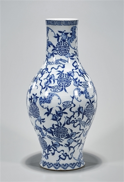 Chinese blue and white porcelain 2aefbc