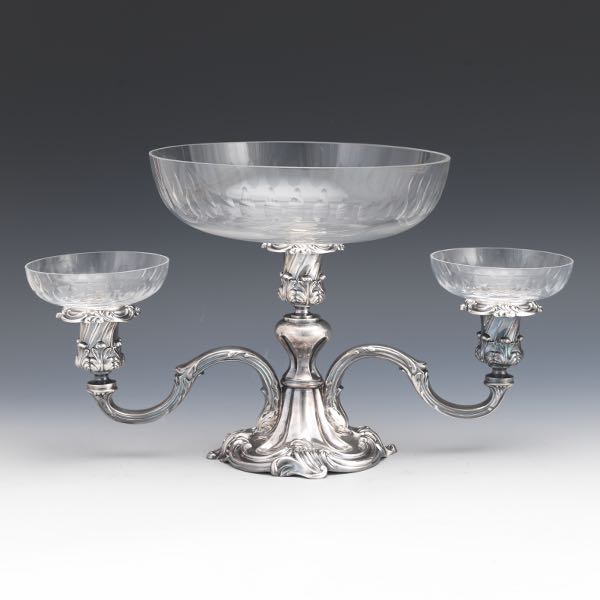 REED & BARTON SILVER PLATED EPERGNE