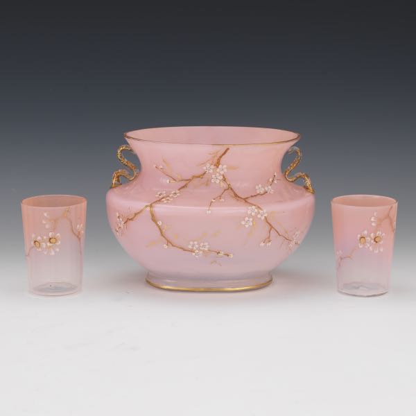 MOSER PINK GLASS VASE WITH OPTIC