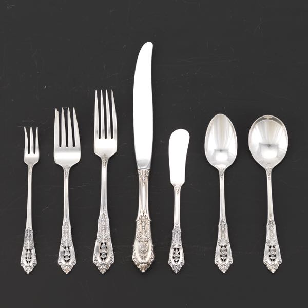 WALLACE FLATWARE SERVICE ROSE 2b1823