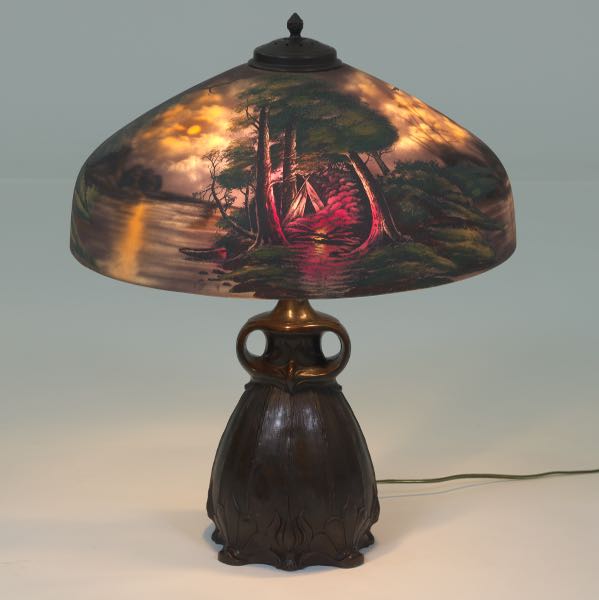 A PITTSBURGH CALL OF THE WILD LAMP