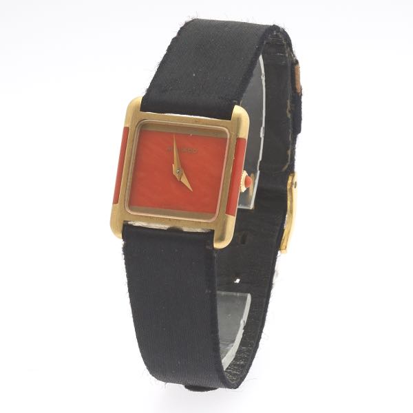 MOVADO LADIES GOLD AND CORAL WATCH 2b18fa