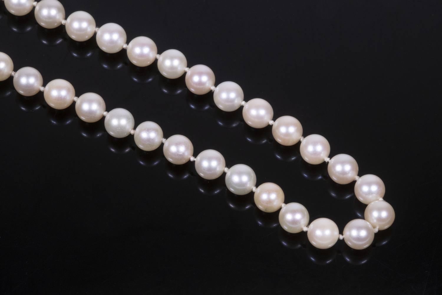 PEARL NECKLACE Single Strand of 2b1969