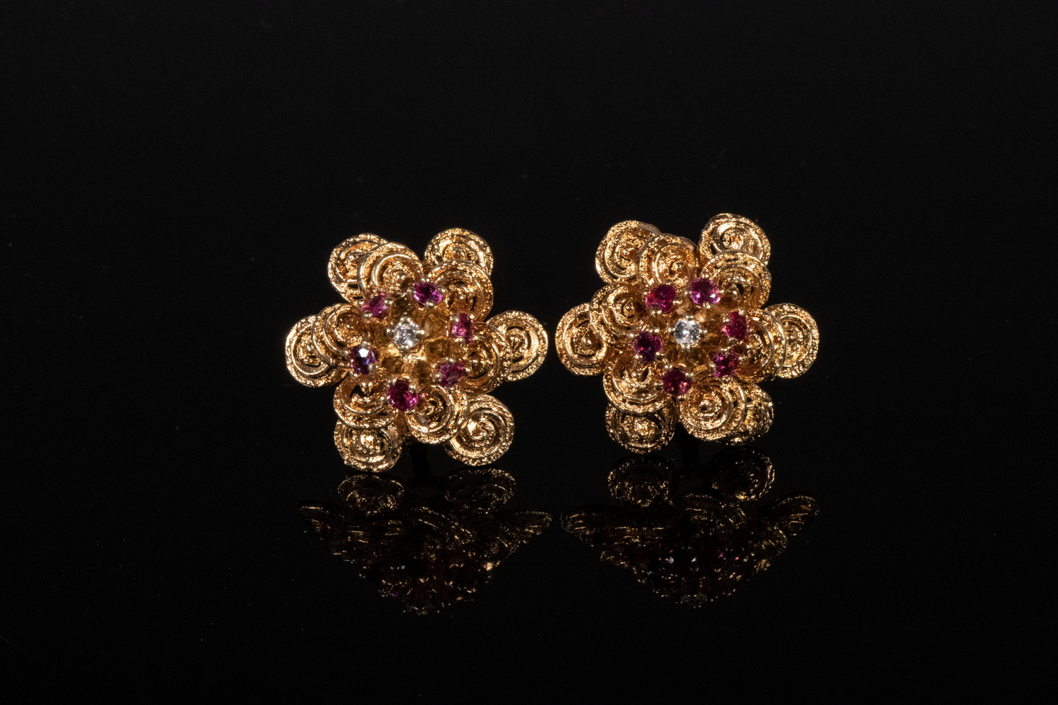 PR 14K GOLD, RUBY & DIAMOND EARRINGS