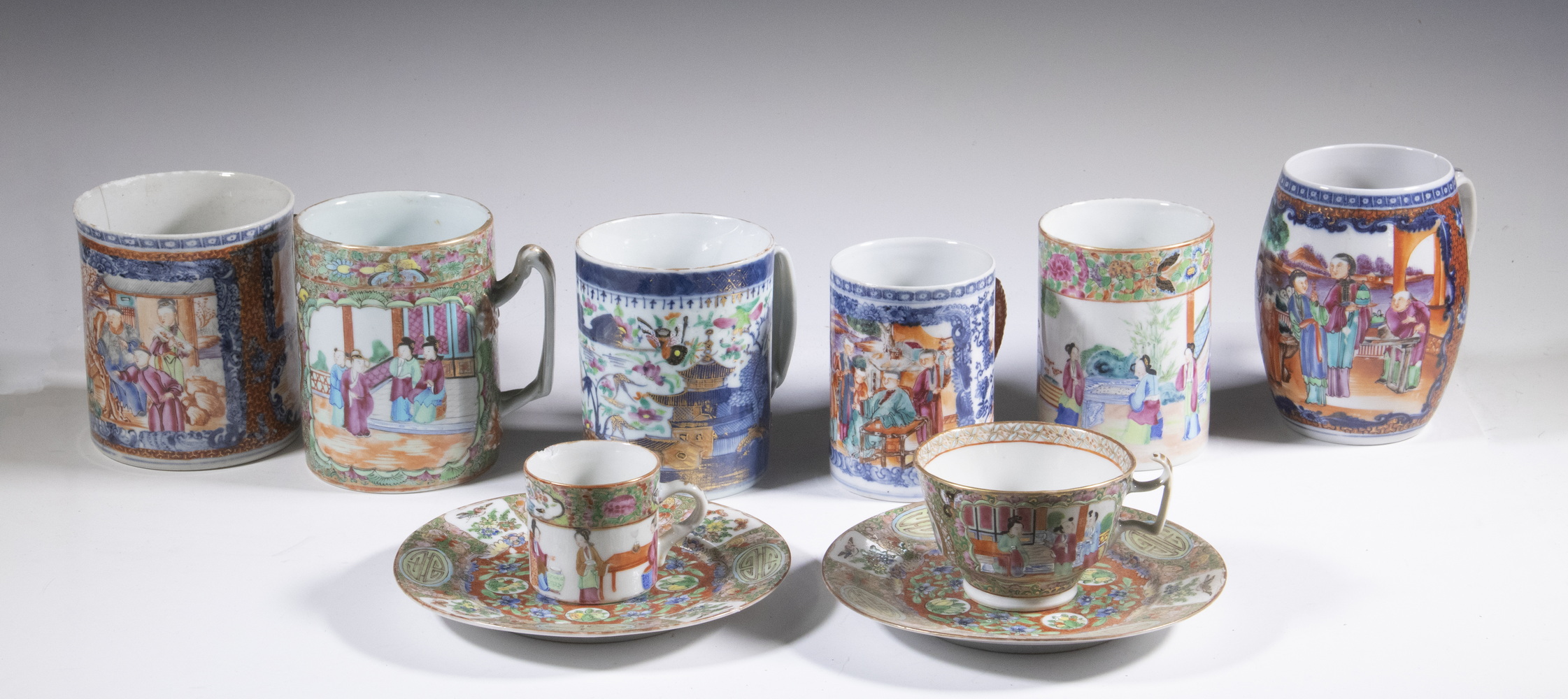 CHINESE PORCELAIN COLLECTION Group