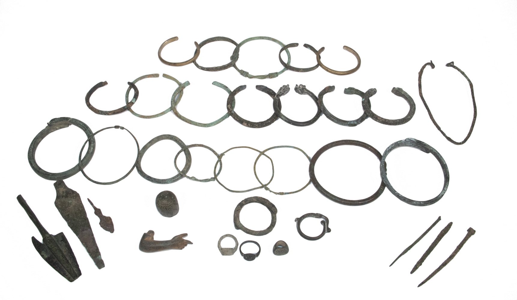 ASSORTED BRONZE ANTIQUITIES Mostly