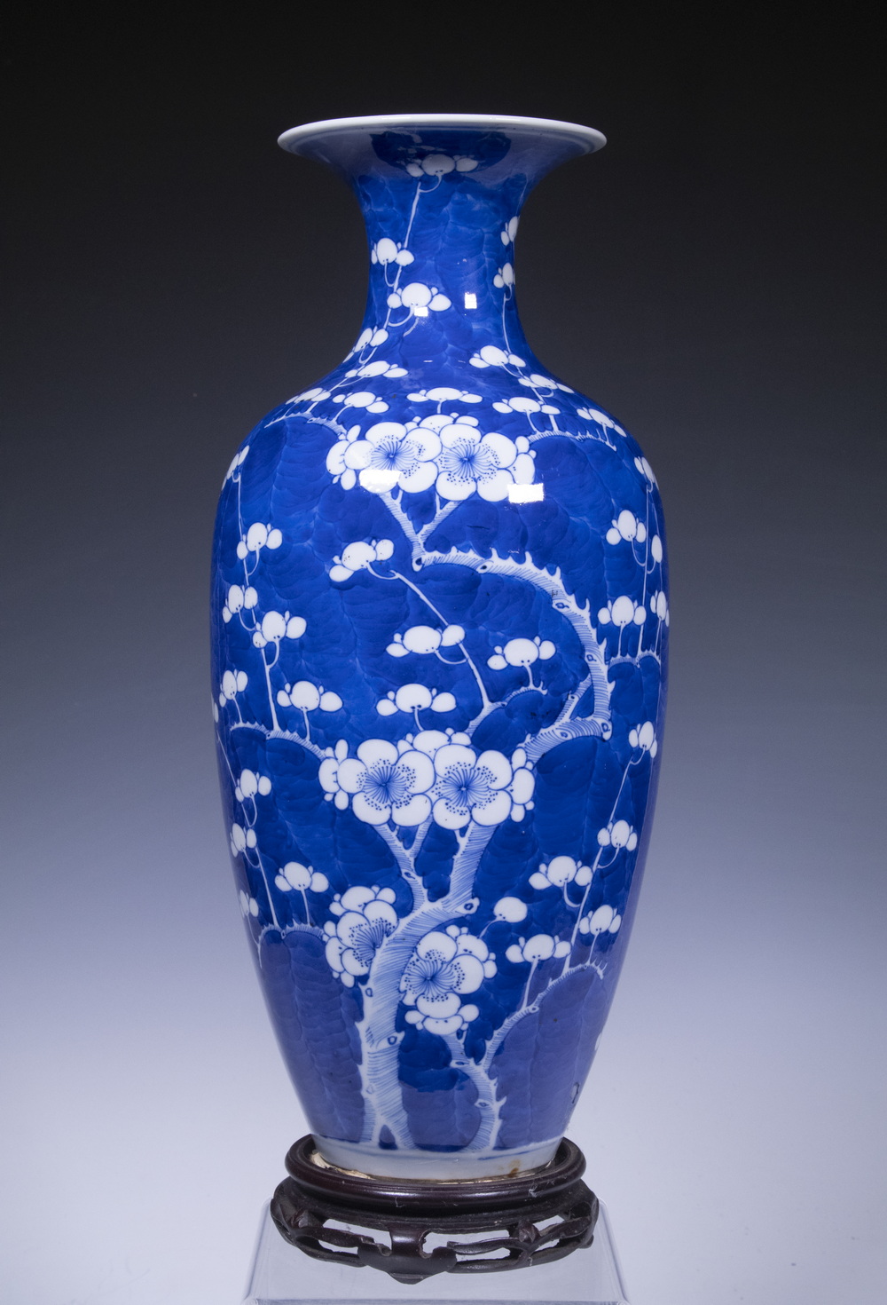 CHINESE CHERRY BLOSSOM VASE Blue and