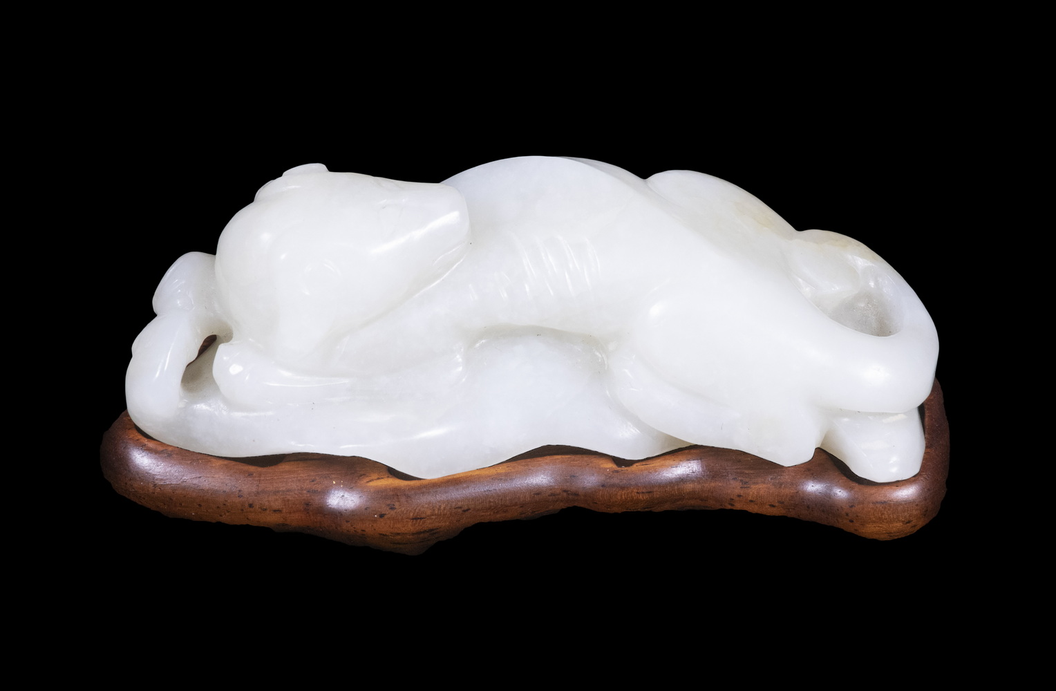 CHINESE CARVED JADE LIONESS OR 2b1be4