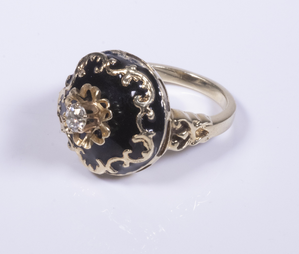 LADIES 18K GOLD AND BLACK ENAMEL 2b1c6f