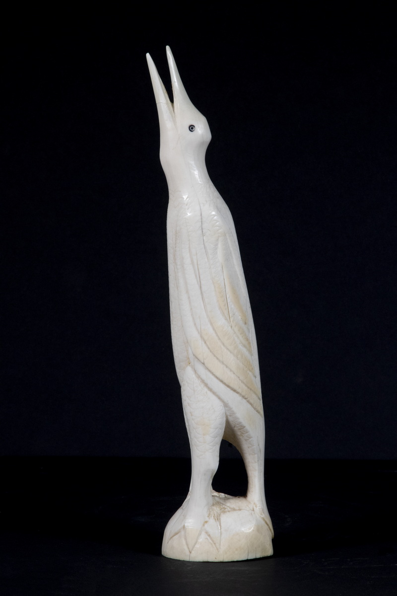 INUIT ESKIMO CARVING Crying Bird from