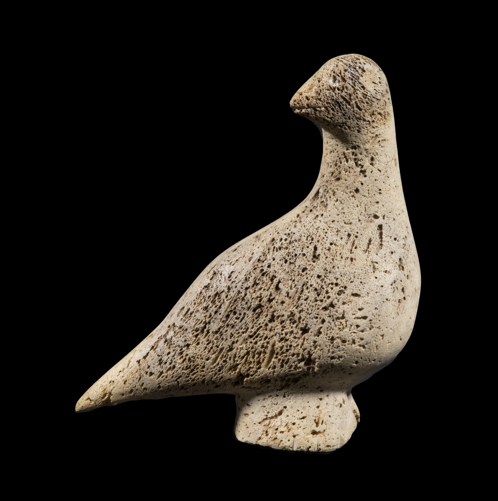INUIT CARVING OF A BIRD UNSIGNED 2b1d8a