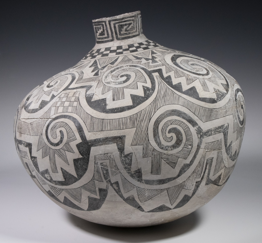 EARLY ANASAZI STORAGE JAR RESTORED 2b1d8b