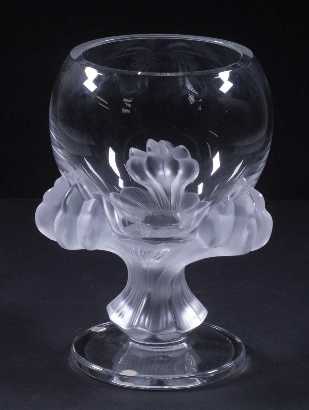 LALIQUE BAGHERRA FOOTED VASE 2b1e15