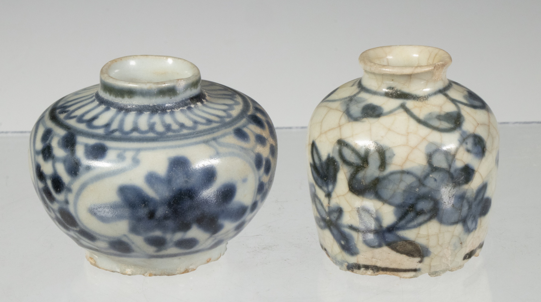  2 CHINESE QING MINIATURE PORCELAIN 2b1f98