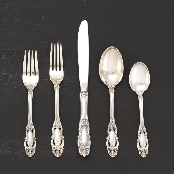 TOWLE STERLING SILVER SERVICE FOR