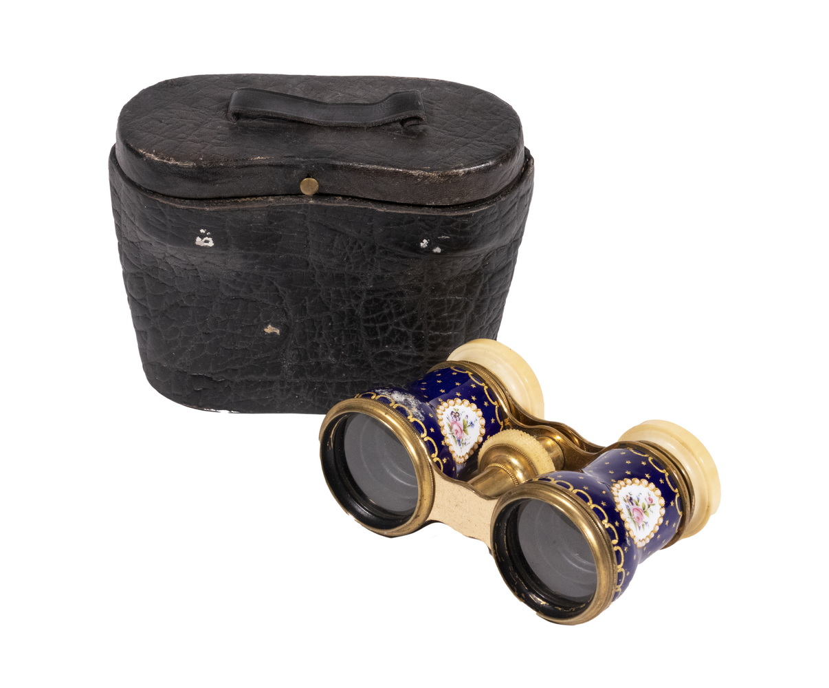 FRENCH ENAMELED OPERA GLASSES IN 2b223b