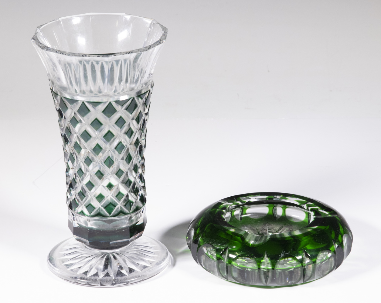 GREEN CUT TO CLEAR GLASS 2 Pieces 2b227f