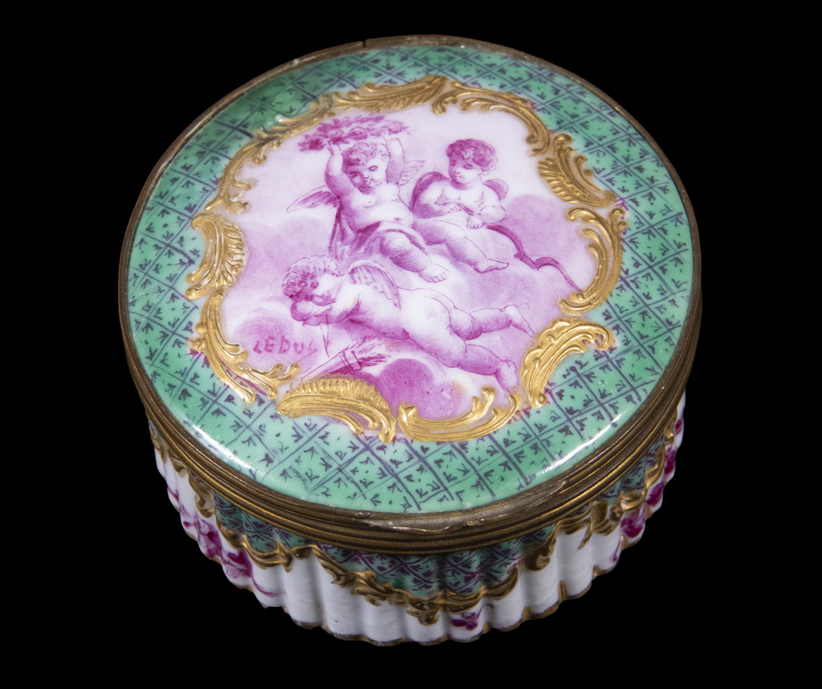 FRENCH PORCELAIN TRINKET BOX 19th