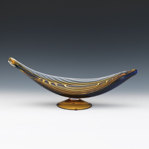 ART GLASS BOWL SCULPTURE 6 ½"