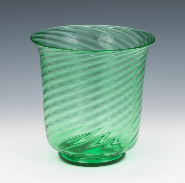 STEUBEN GREEN SWIRL VASE 7" x 7"