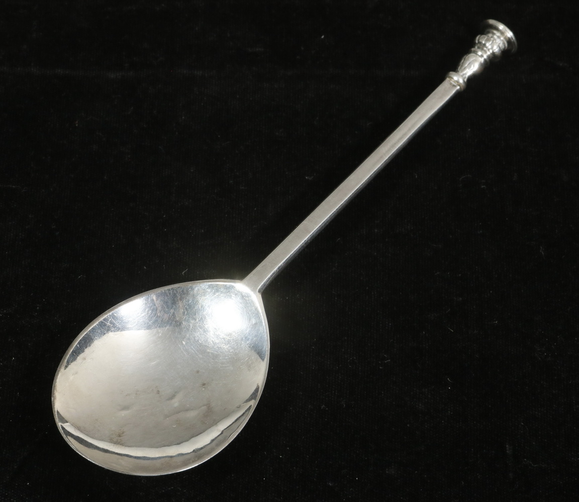 GEORGE III SILVER SEAL TOP SPOON