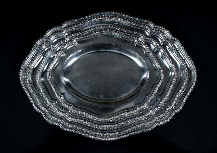  4 ENGLISH SILVER PLATE OVAL TRAYS 2b2832