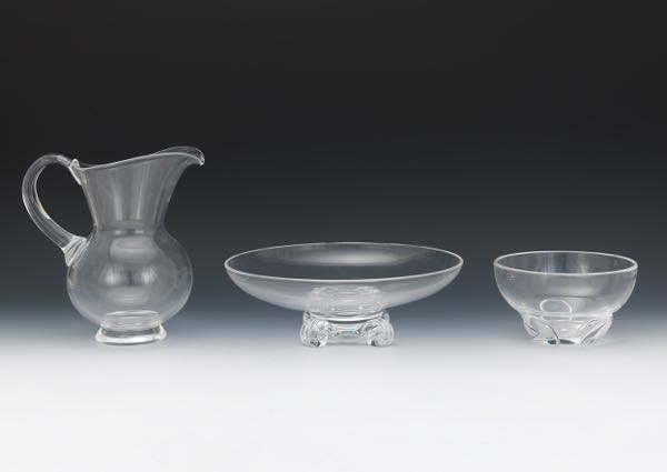 STEUBEN CRYSTAL CENTREPIECE BOWL  2b28eb