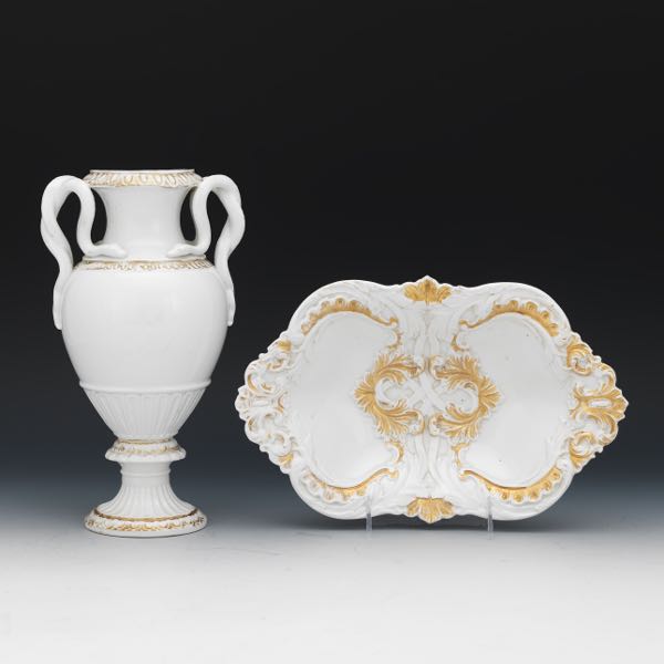 MEISSEN 'SCHLANGENVASEN' GILT PORCELAIN