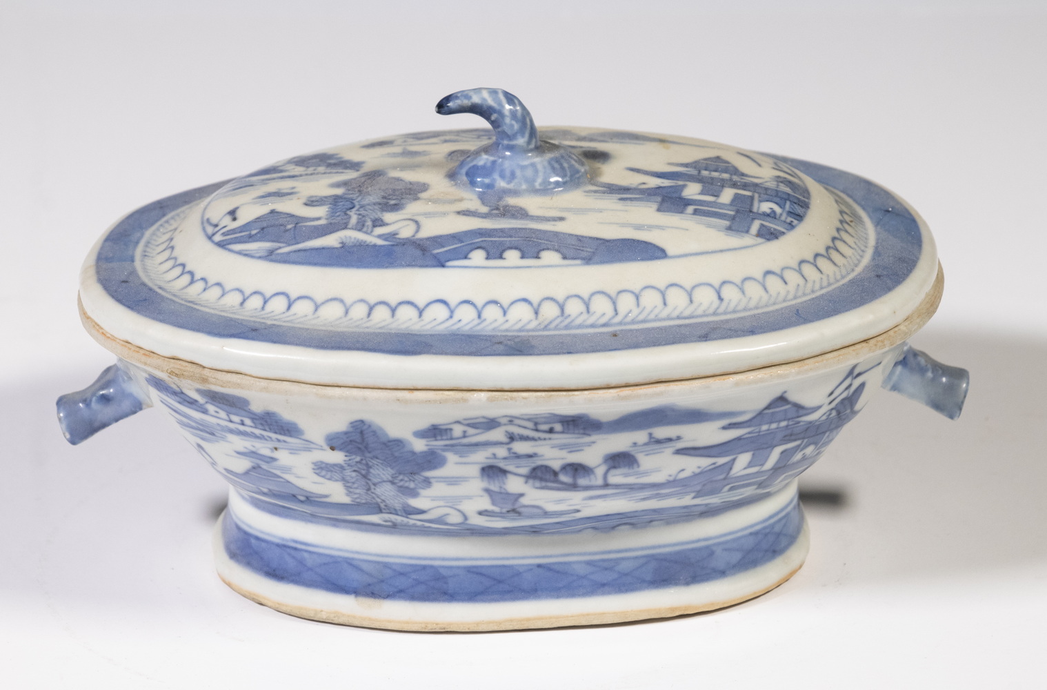 BLUE WHITE CANTON MINIATURE TUREEN 2b2c9a