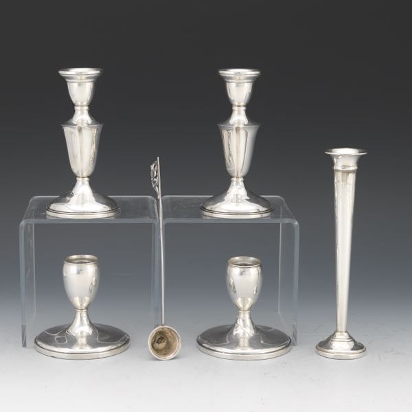 GROUP OF STERLING CANDLEHOLDERS 2b087f