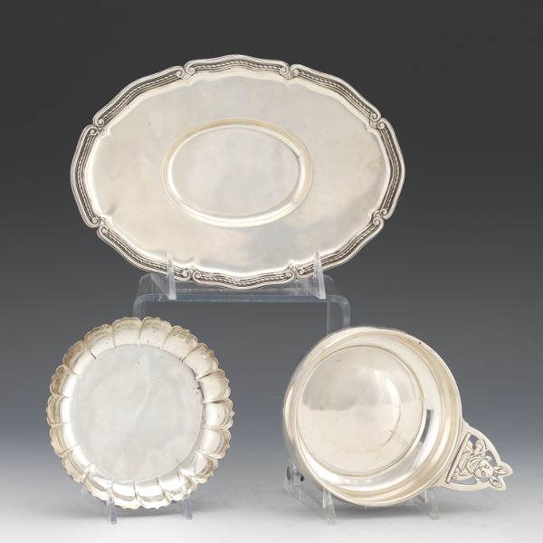 THREE STERLING SILVER DISHES One 2b088c