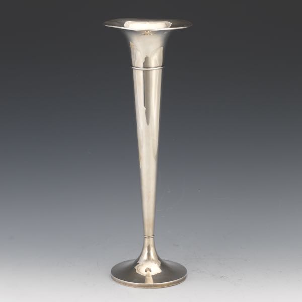 STERLING SILVER TALL TRUMPET VASE 2b08ac