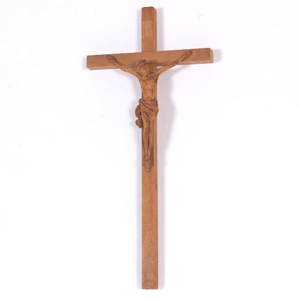 FINELY CARVED BOXWOOD CRUCIFIX