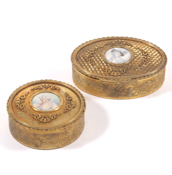 TWO ORMOLU VANITY BOXES WITH MINIATURE 2b0931