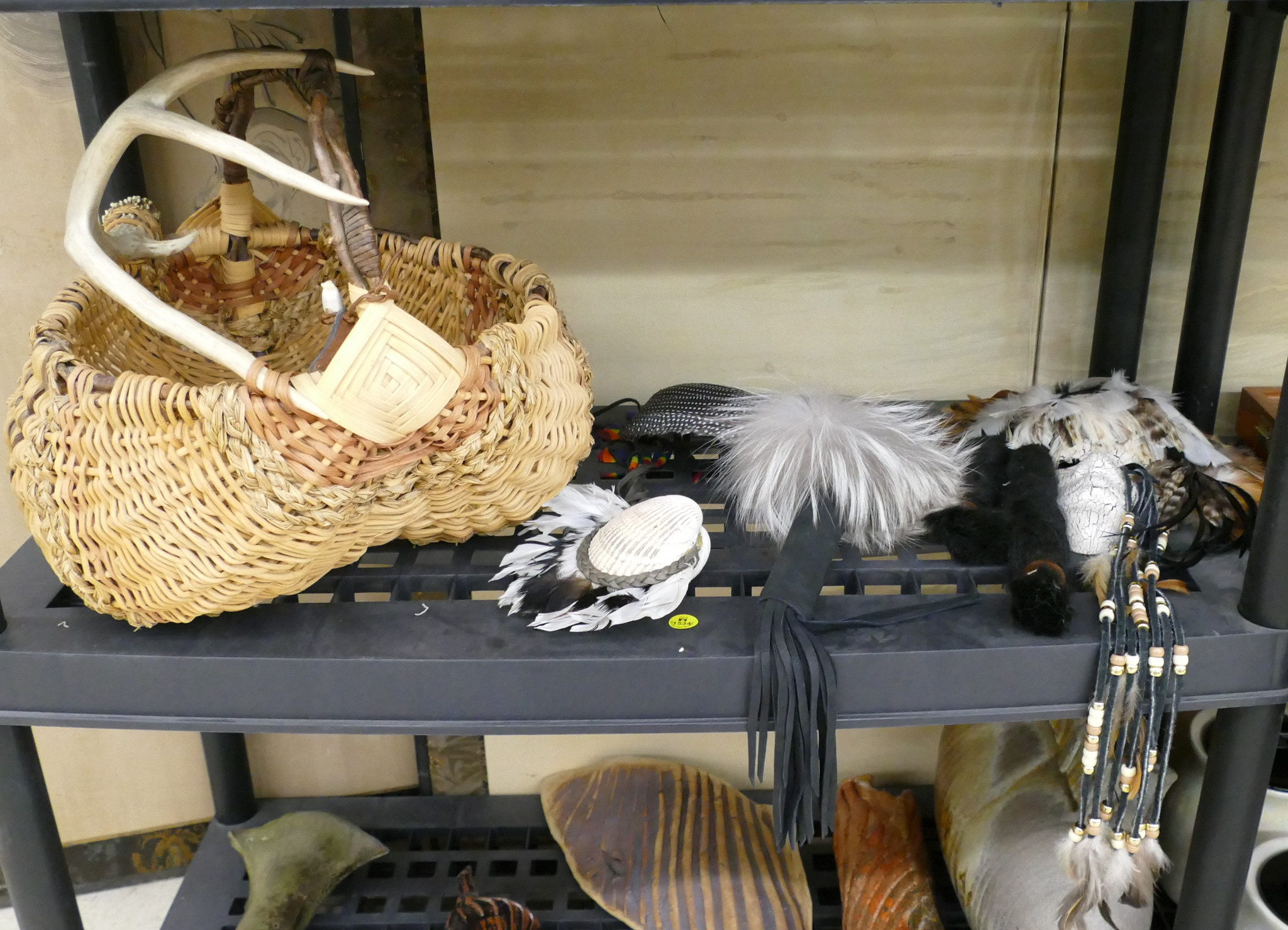 Shelf 4pc Native Antler Basket