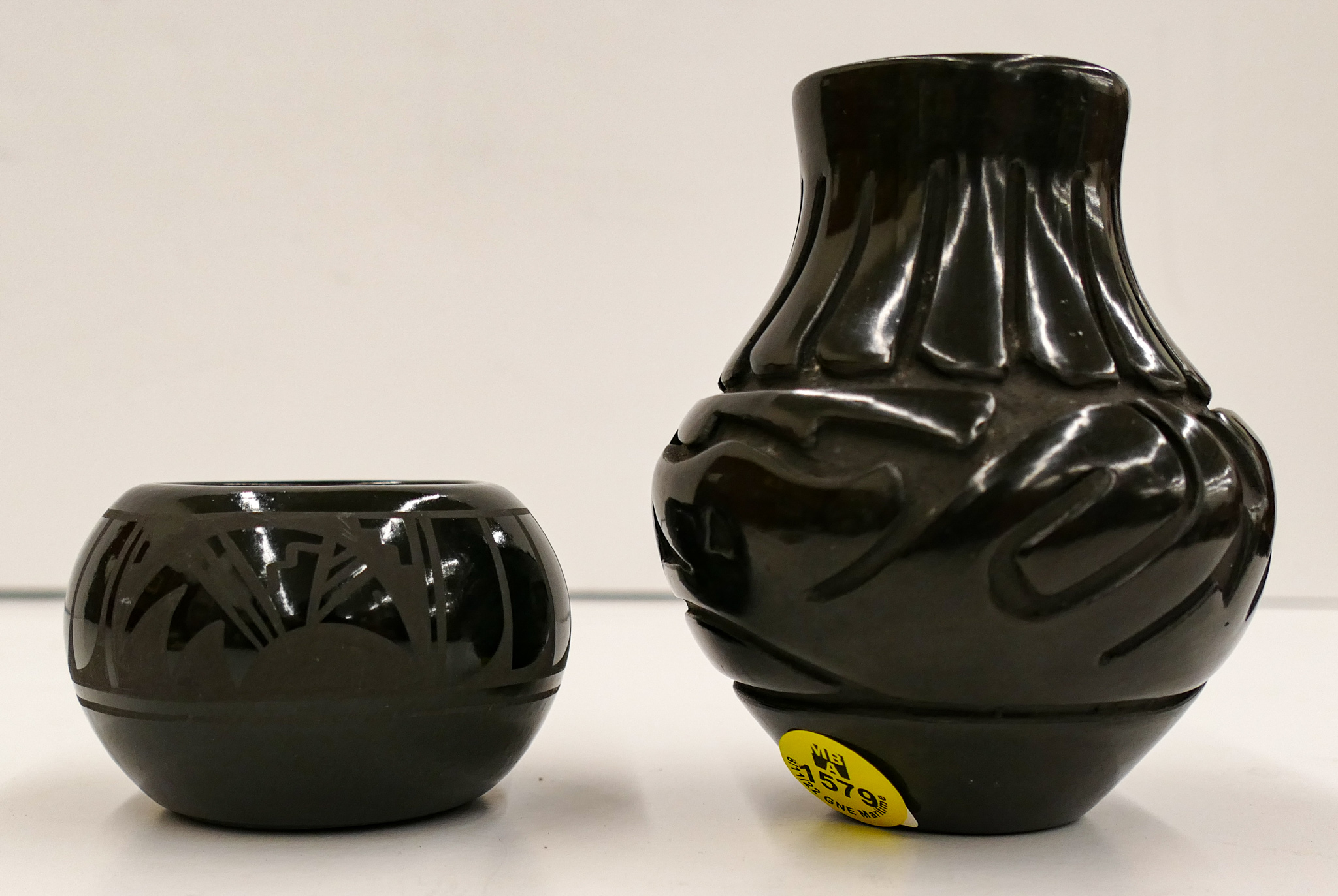 2pc Santa Clara Blackware Small