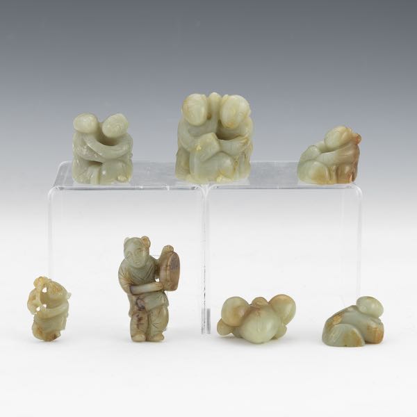 COLLECTION OF SEVEN CARVED JADE 2b0d0d