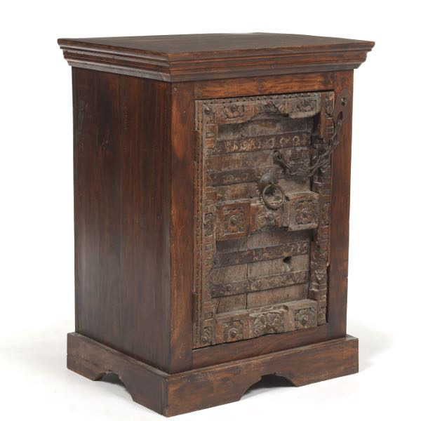ANTIQUE WOOD CABINET WITH HIGHLY