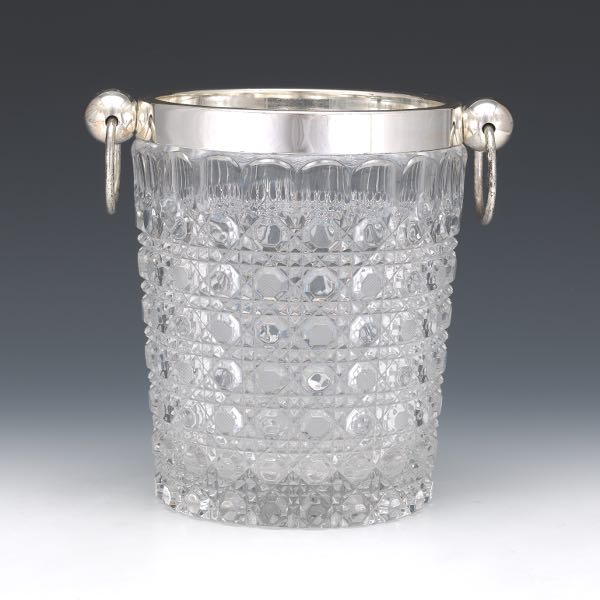 GLASS AND SILVER TONE METAL CHAMPAGNE