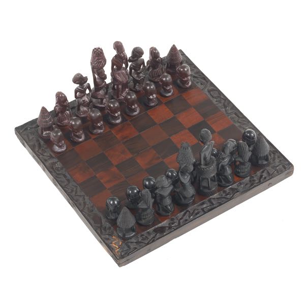 AFRICAN CARVED WOOD CHESS SET  2b113d