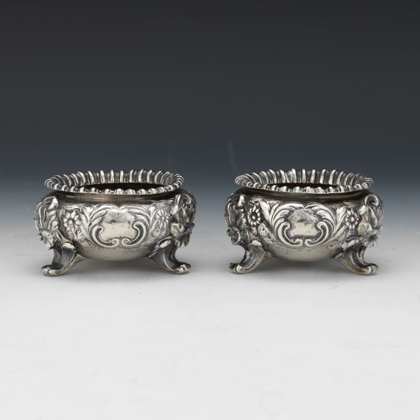 PAIR OF GEORGE IV STERLING SILVER 2b1237