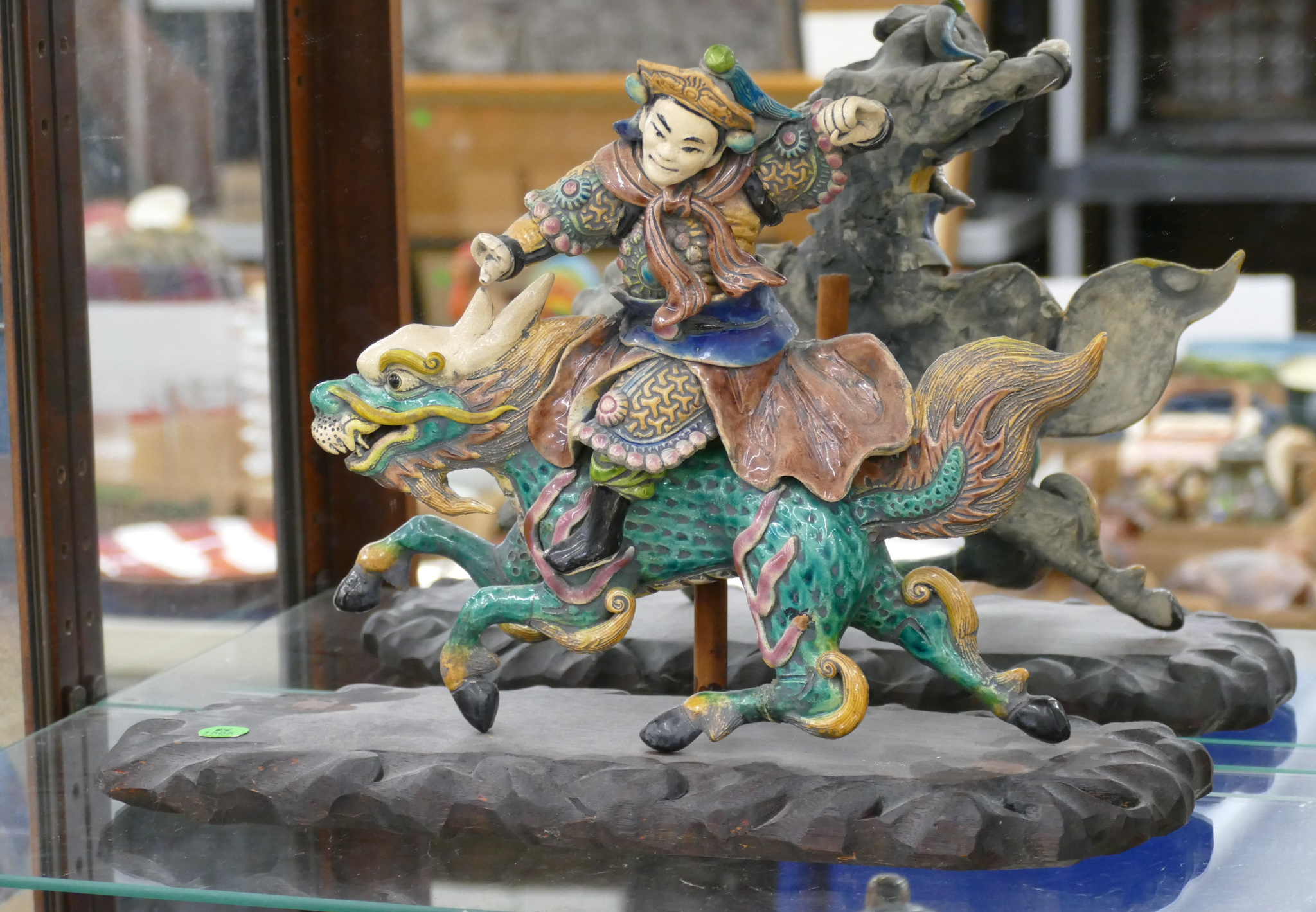 Old Chinese Figural Qilin Roof 2b130b