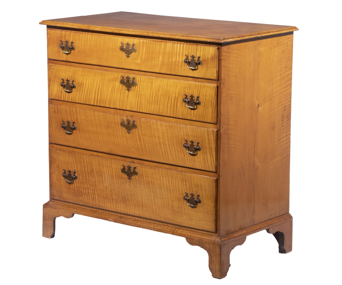 TIGER MAPLE CHEST OF DRAWERS 19th 2b1546