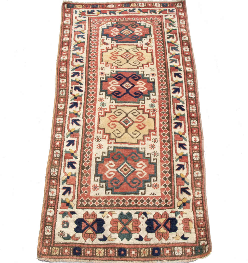 GENDJE VILLAGE RUG 2 7 X 5 6  2b157e